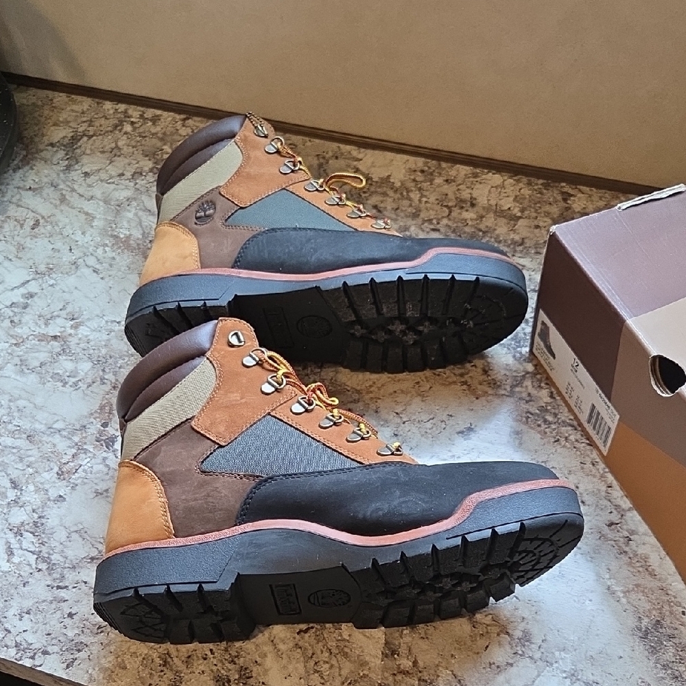 Timberland Men's Multi-Color Hiking Boots - Picture 14 of 15